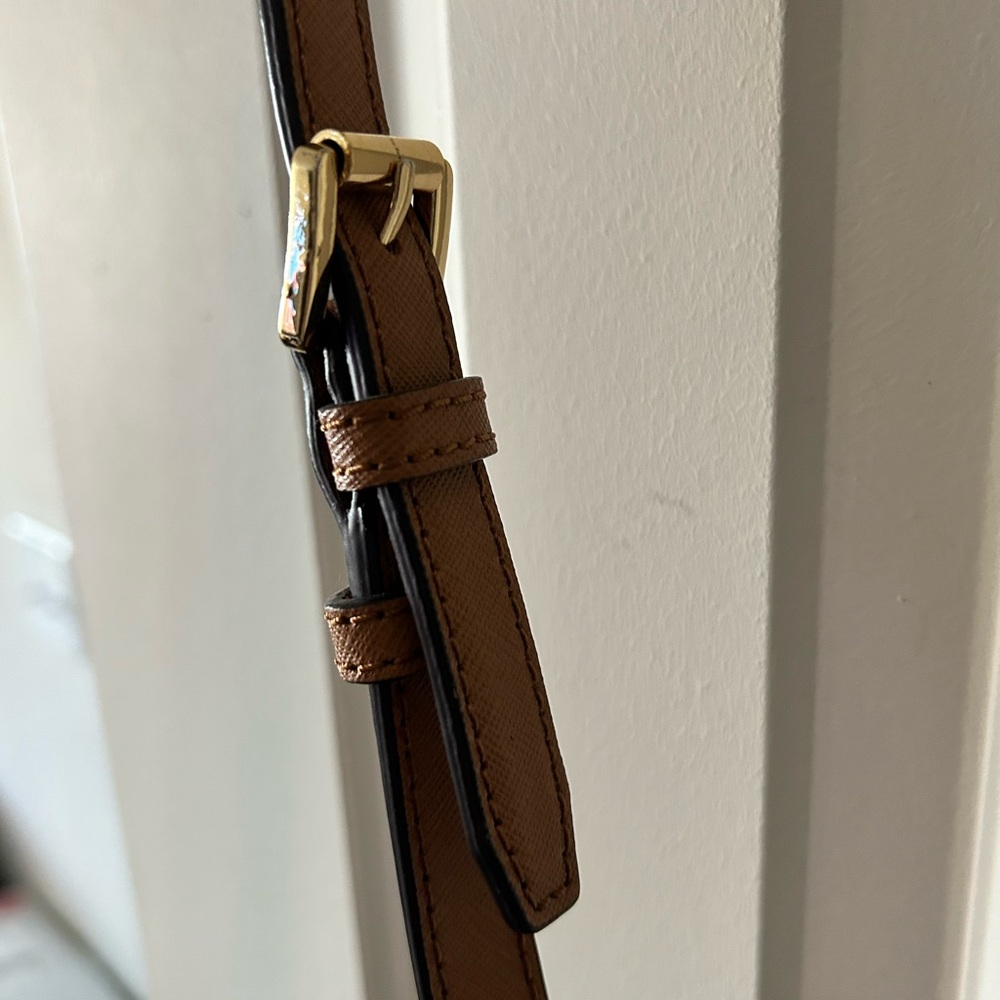 Michael Kors Tan Satchel with Gold Hardware - Picture 4 of 11